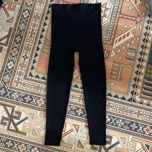 Blanqi Highwaist Postpartum/Nursing Leggings